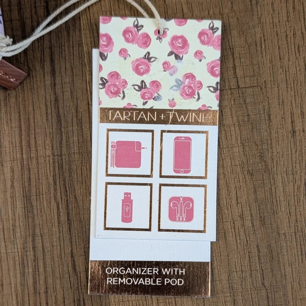 Tartan + Twine Pink Paris Eiffel Tower Tech Organizer Travel Case Rose Gold NEW